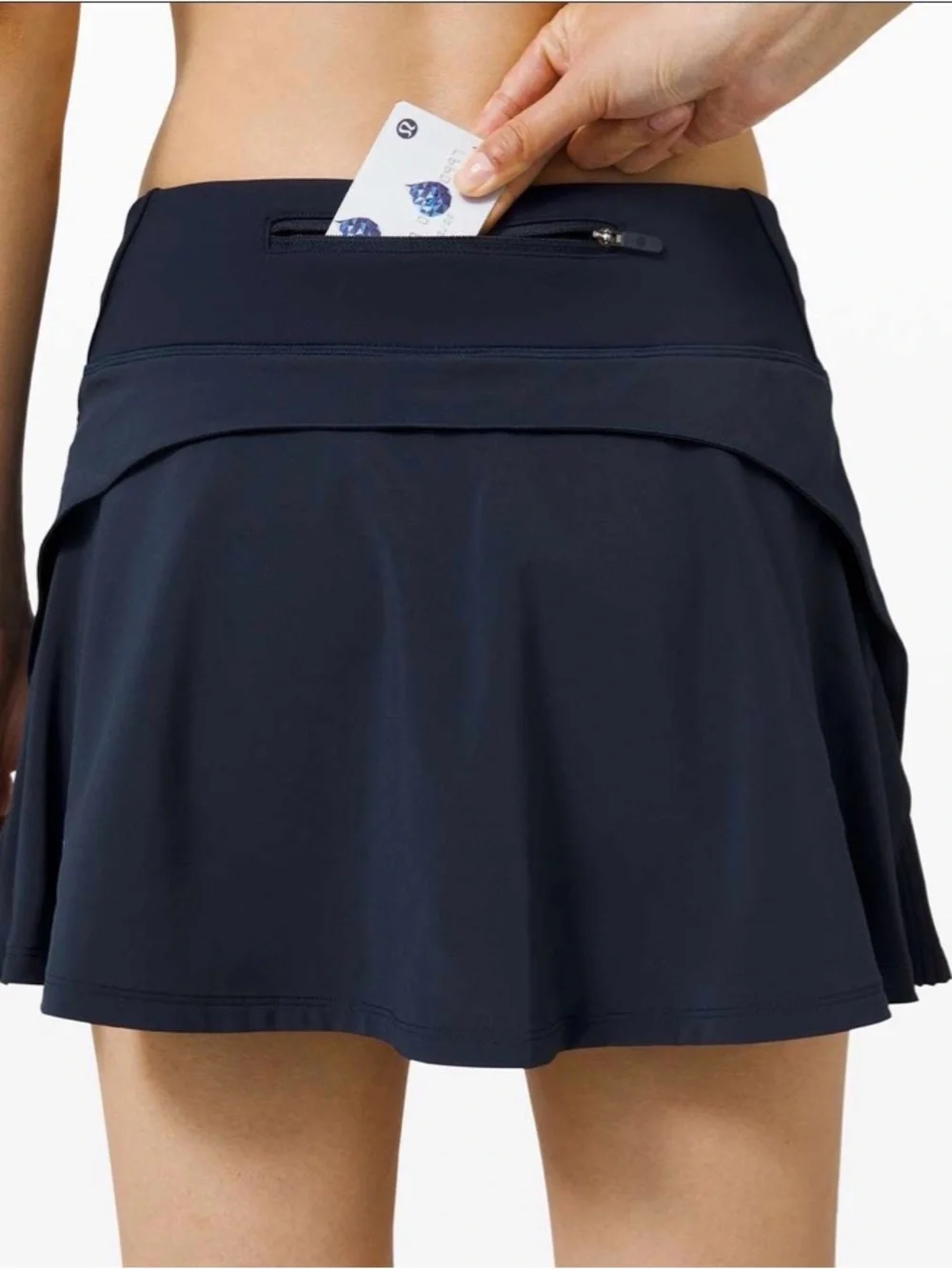 Lululemon play off the pleats skirt black size 4